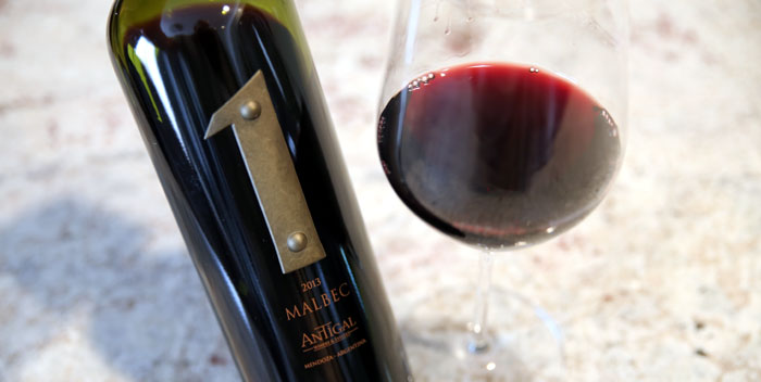 Antigal Uno Malbec – Old World Style