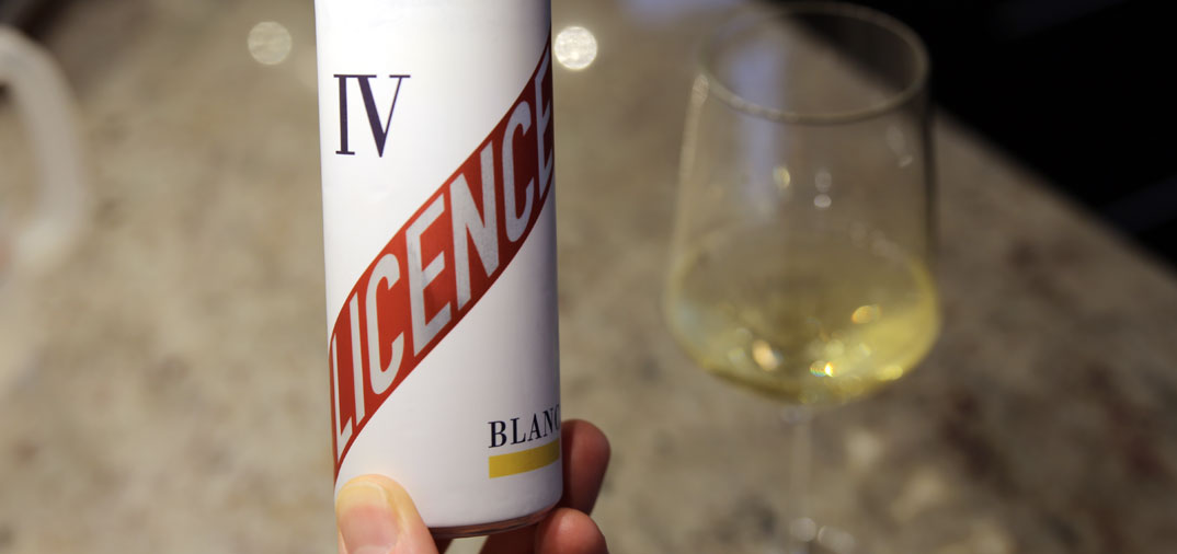 Review: Licence IV Blanc
